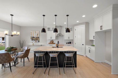 25-16949-Glenhurst-25