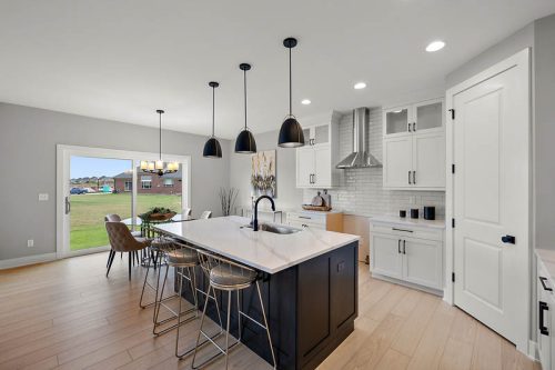 26-16949-Glenhurst-26