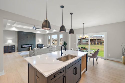 29-16949-Glenhurst-29
